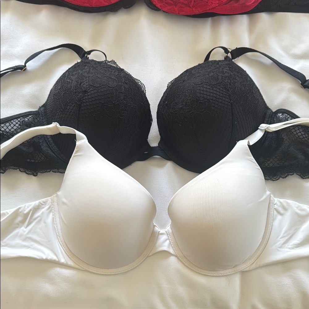 Set of 2 VS bras - 36C